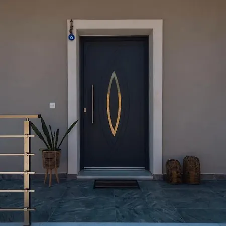 Xenia, Relaxing Private Pool & Hydromassage By Mindyourvilla Gaitani