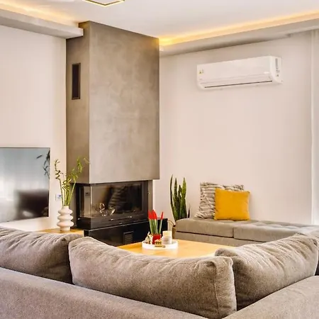 Xenia, Relaxing Private Pool & Hydromassage By Mindyourvilla