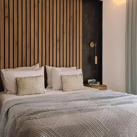 Xenia, Relaxing Private Pool & Hydromassage By Mindyourvilla Gaitani