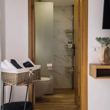 Xenia, Relaxing Private Pool & Hydromassage By Mindyourvilla * Gaitani