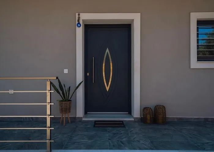 Xenia, Relaxing Private Pool & Hydromassage By Mindyourvilla Gaitani