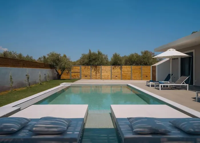 Xenia, Relaxing Private Pool & Hydromassage By Mindyourvilla Villa Gaitani