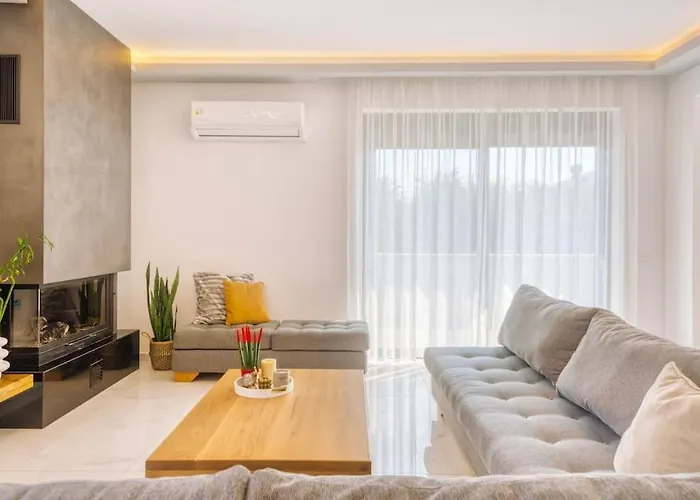 Villa Xenia, Relaxing Private Pool & Hydromassage By Mindyourvilla