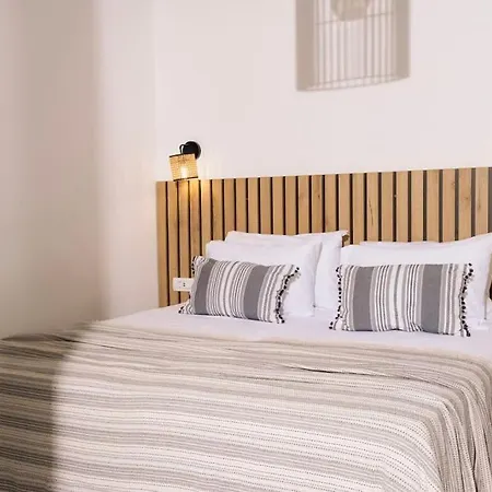 Xenia, Relaxing Private Pool & Hydromassage By Mindyourvilla 别墅