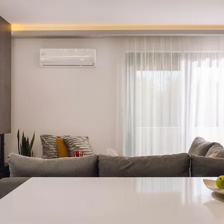 וילה Xenia, Relaxing Private Pool & Hydromassage By Mindyourvilla Gaitani