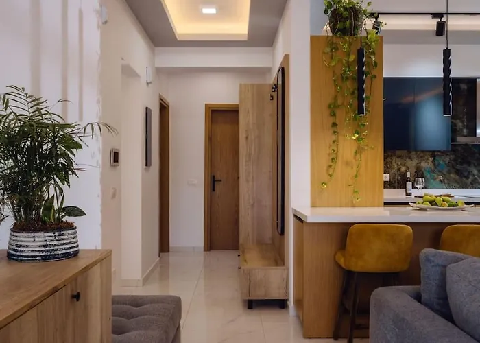 Xenia, Relaxing Private Pool & Hydromassage By Mindyourvilla *