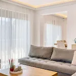 Xenia, Relaxing Private Pool & Hydromassage By Mindyourvilla Gaitani