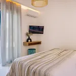 Xenia, Relaxing Private Pool & Hydromassage By Mindyourvilla Βίλα *