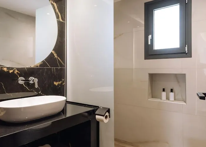 Xenia, Relaxing Private Pool & Hydromassage By Mindyourvilla * Gaitani